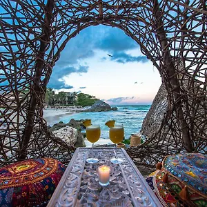 Hotel Bejuco