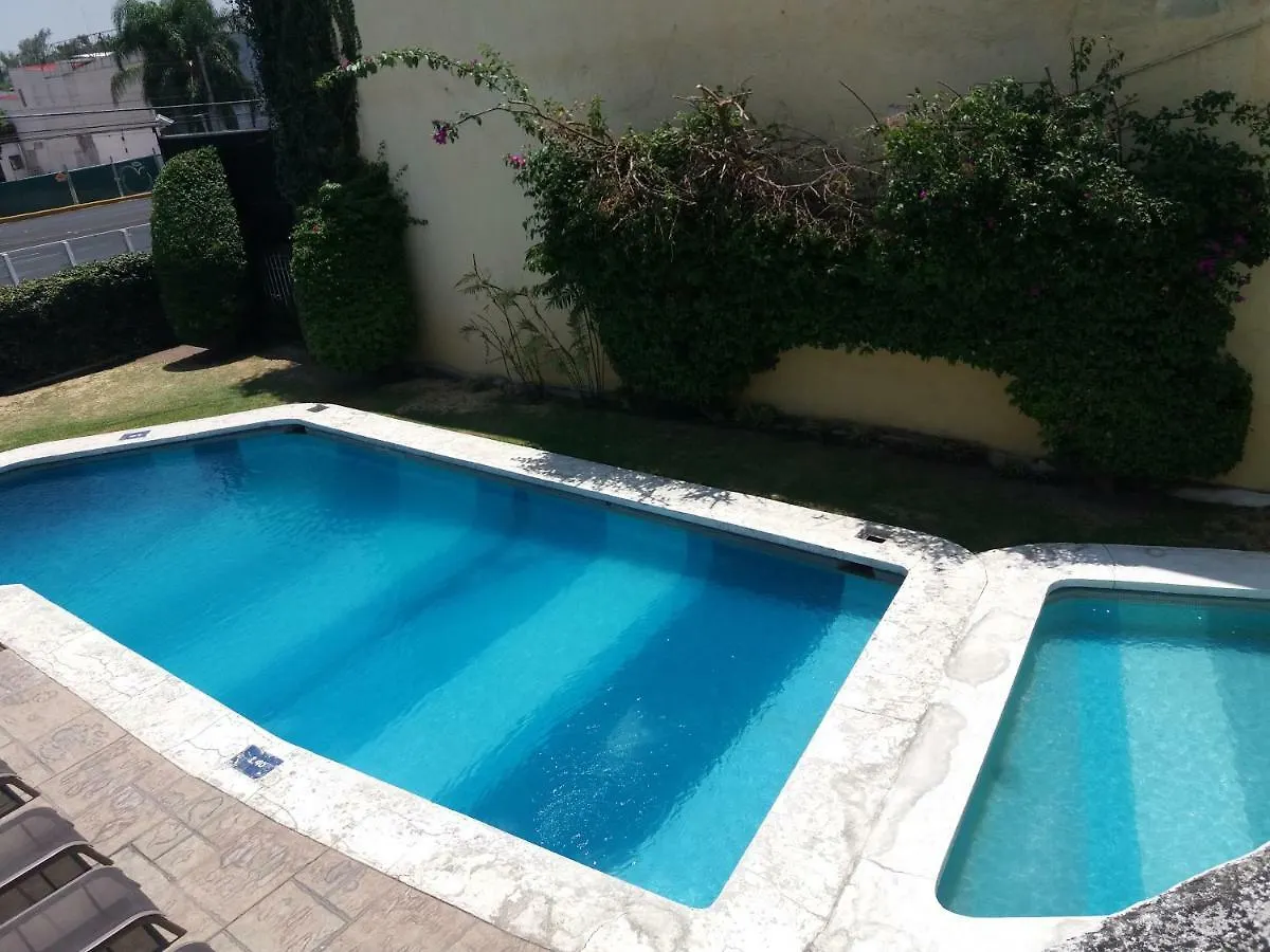 Hotel Guadalajara Junto Glorieta La Minerva
